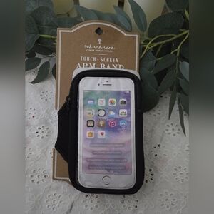 Black Touch-Screen Arm Band